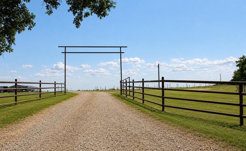 Land in De Leon, Texas, United States 1