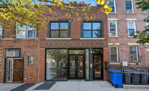 House in New York, New York, United States 1