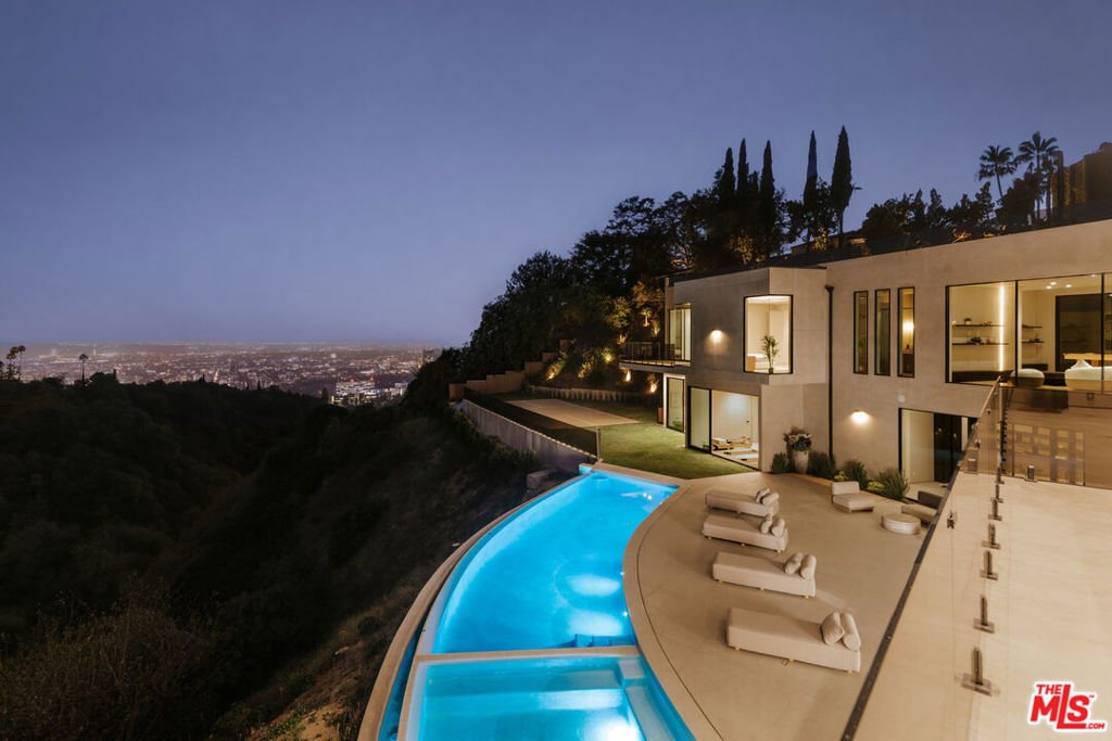 House in Los Angeles, California, United States 1 - 18364947