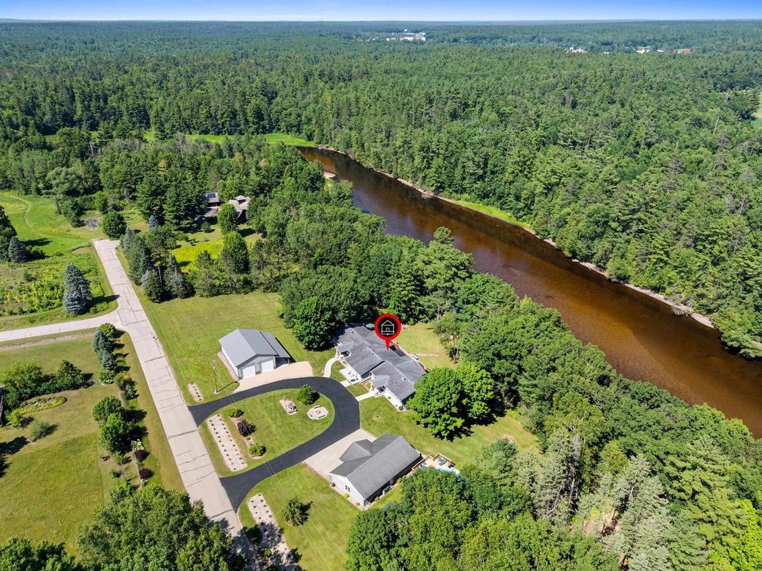 House in Shawano, Wisconsin, United States 3 - 18365552