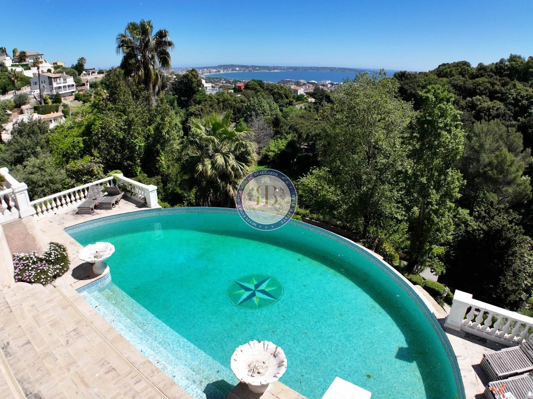 Villa in Gabelle-Courcettes-Les Clos, Vallauris, France 3 - 18363691