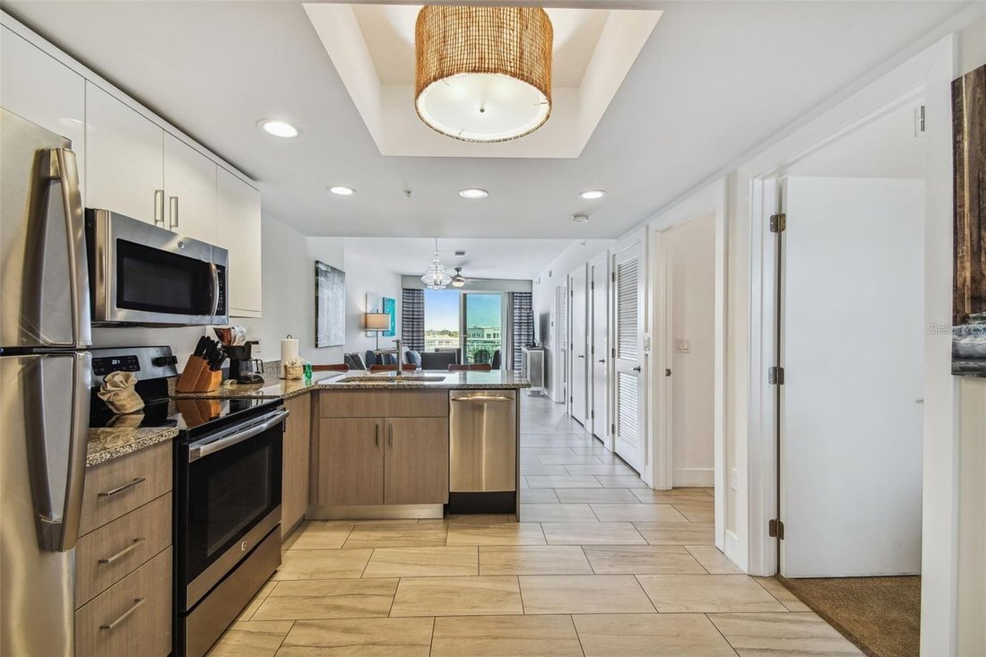 Condo in St. Pete Beach, Florida, United States 5 - 18365496