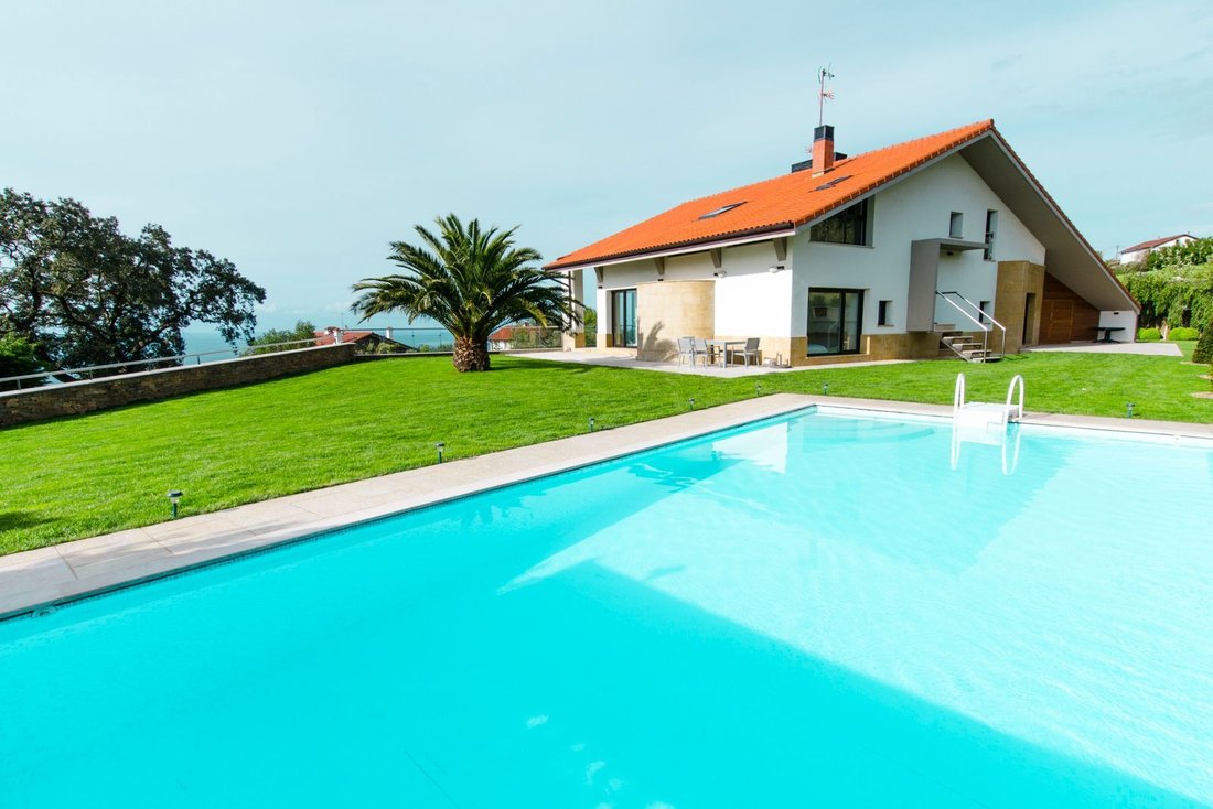 Villa in France 1 - 18366068