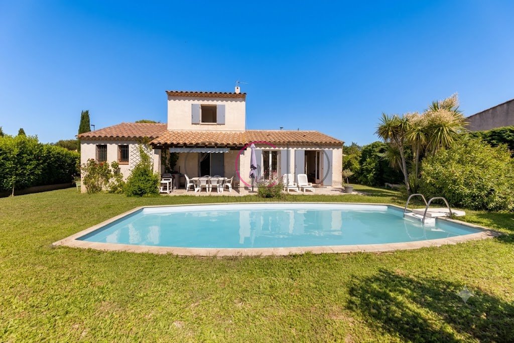 House in Granettes-Jauberte-Sainte Anne, Aix-en-Provence, France 1 - 18362808