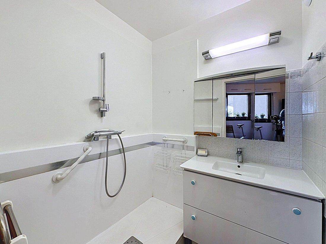 Apartment in Léon-Blum Folie-Regnault, Paris 11e Arrondissement, Paris 5 - 18362890