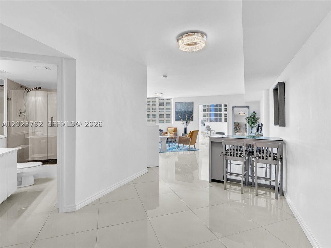 Condo in Miami, Florida, United States 3 - 17985106