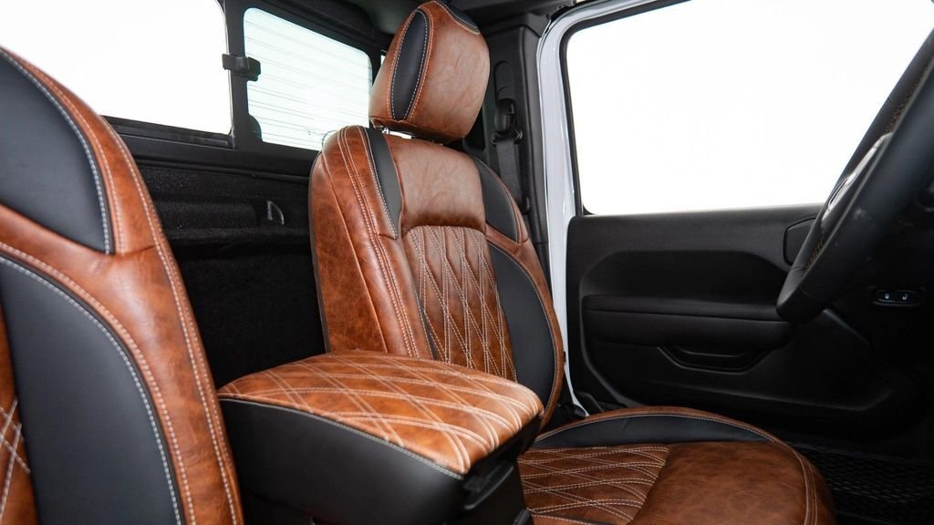 Jeep Wrangler 4X4 in Fort Lauderdale, FL, United States 2 - 18362004