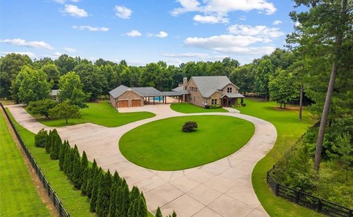 House in Taylorsville, Georgia, United States 1