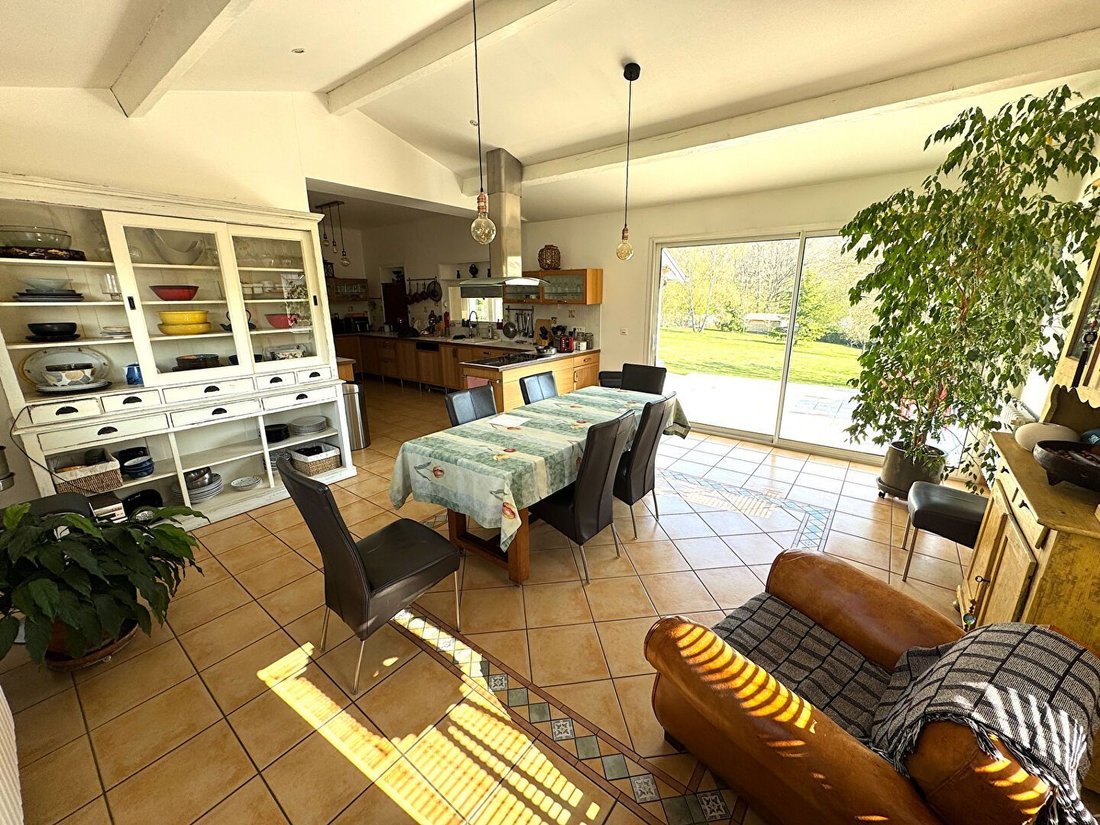 House in Saint-Remy-l'Honore, Ile-de-France, France 5 - 18362999