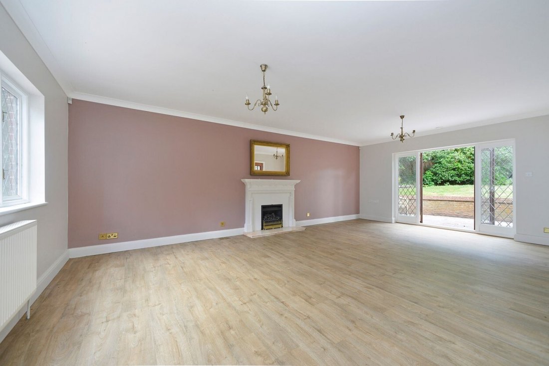 House in Rudgwick, England 3 - 18365009