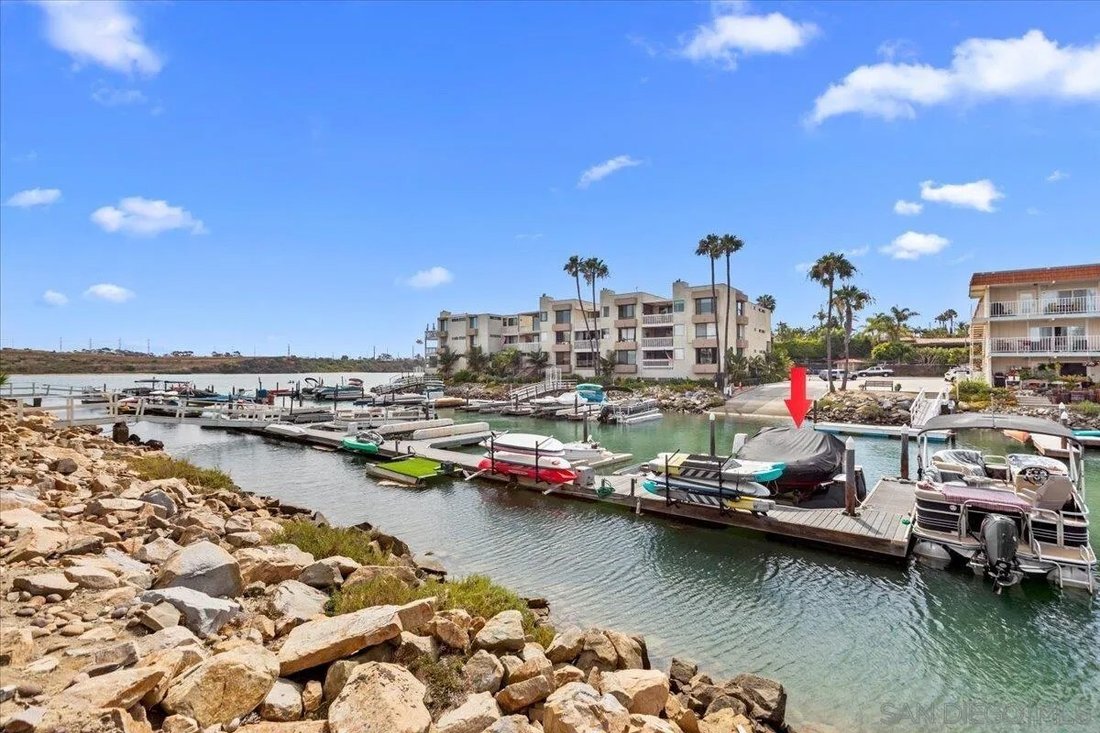 Condo in Carlsbad, California, United States 2 - 18366235