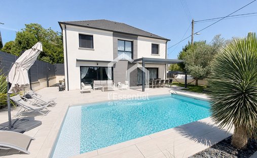 House in Centre, Triel-sur-Seine, France 1