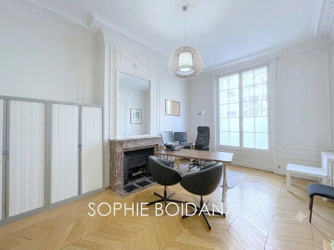 Apartment in Courcelles-Wagram, Paris 17e Arrondissement, Paris 1 - 18364000