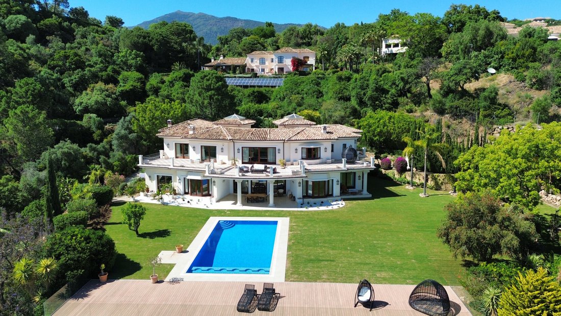 Villa in La Zagaleta, Benahavis, Andalusia 1 - 18365126