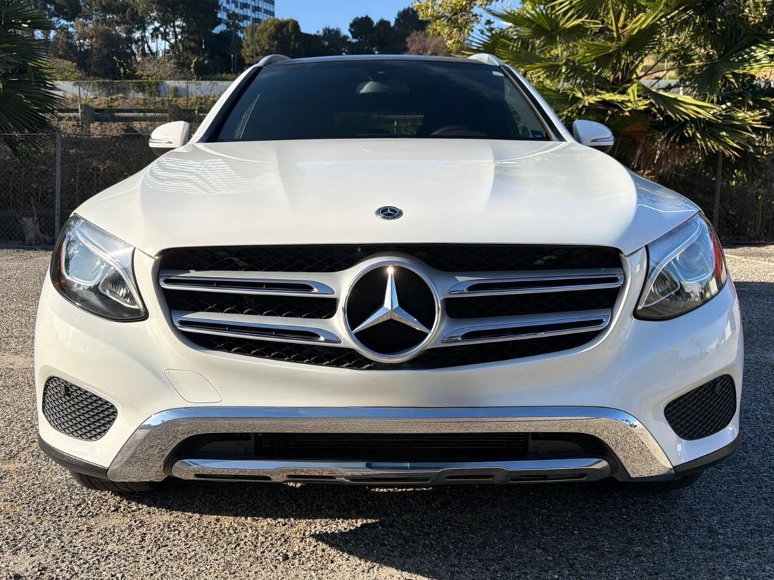 Suv in Los Angeles, CA, United States 1 - 18368858