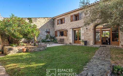 Villa à Saint-Méard-de-Gurçon, Nouvelle-Aquitaine, France 1