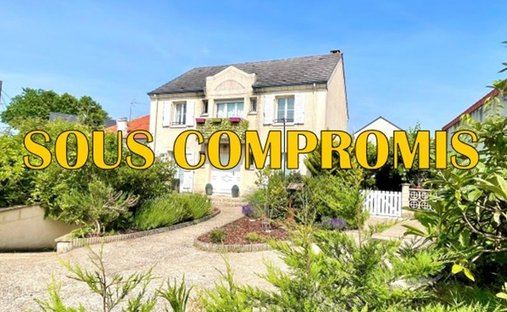 House in Basses Roches, Conflans-Sainte-Honorine, France 1