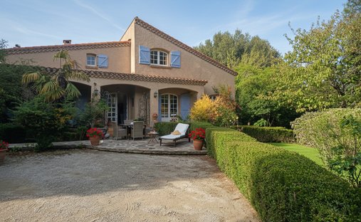 Villa a Montolieu, Occitania, Francia 1