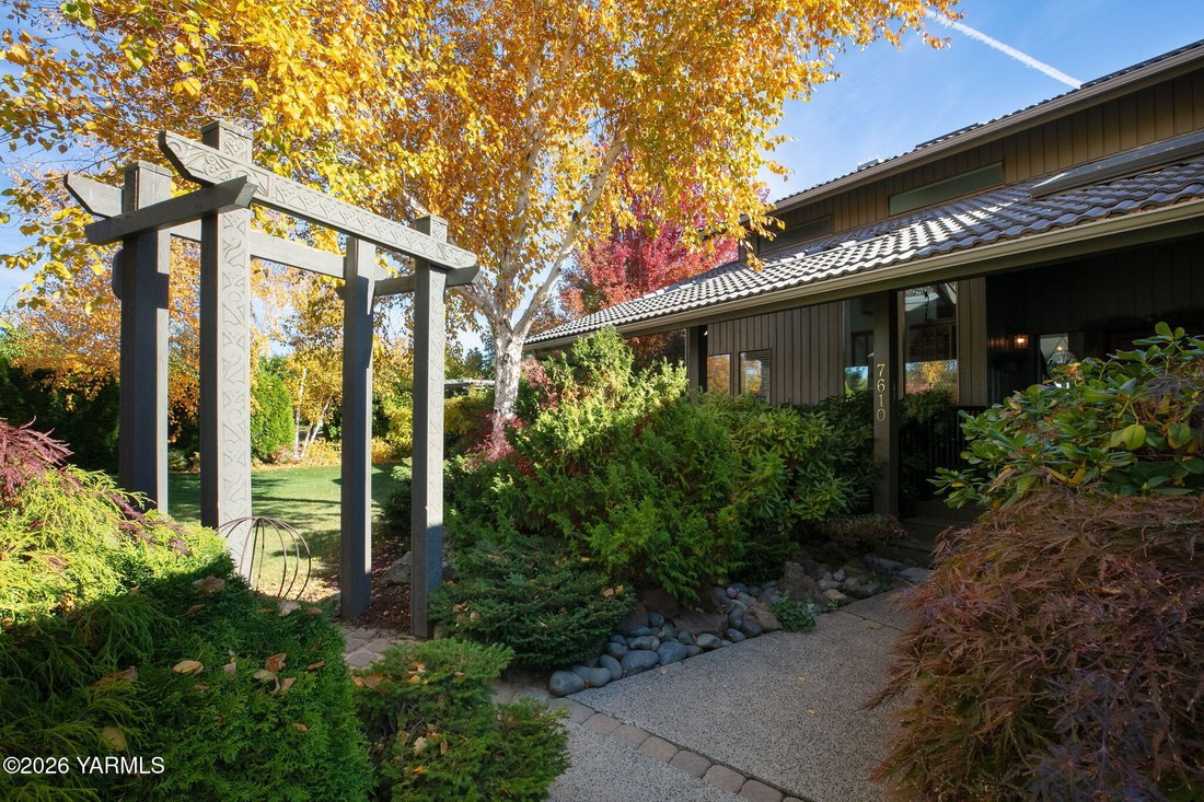House in Yakima, Washington, United States 3 - 18366450