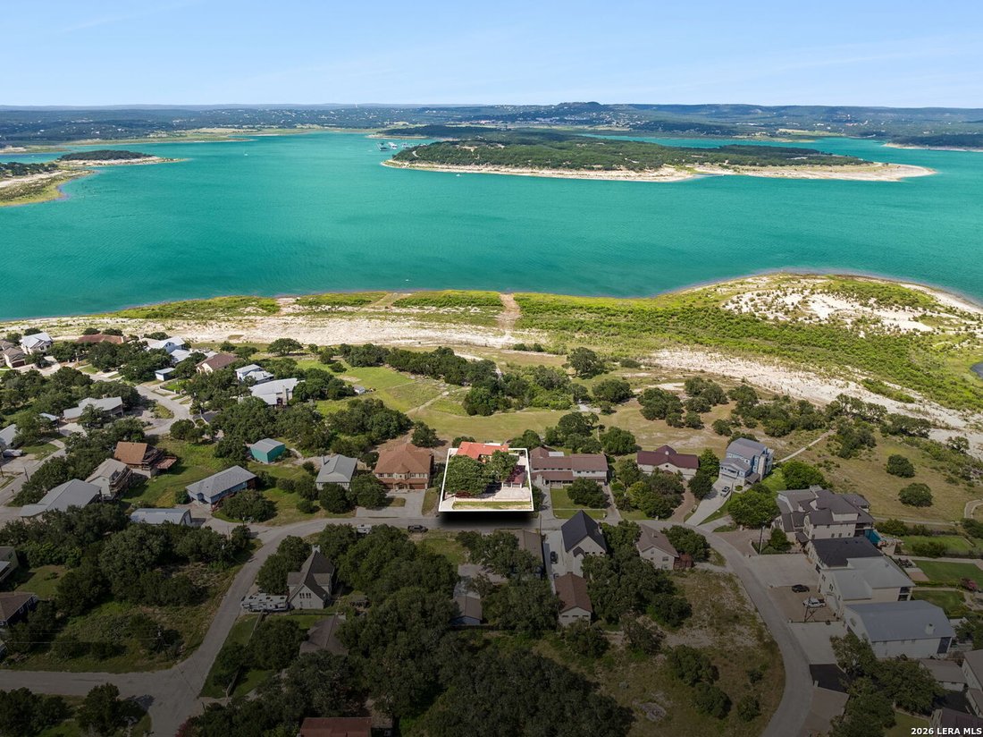 House in Canyon Lake, Texas, United States 1 - 18366494