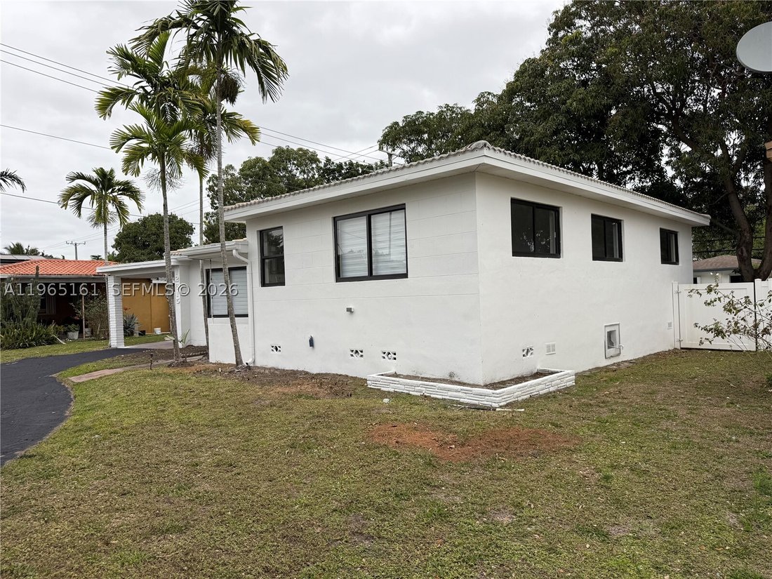 House in Miami, Florida, United States 4 - 17222504