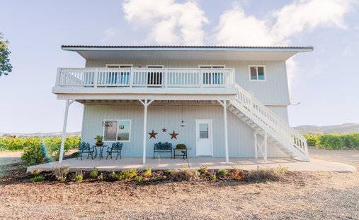 House in Bradley, California, United States 1