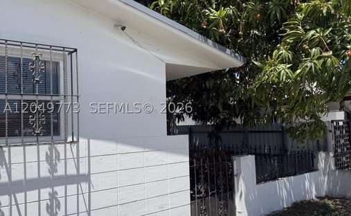 House in Hialeah, Florida, United States 1