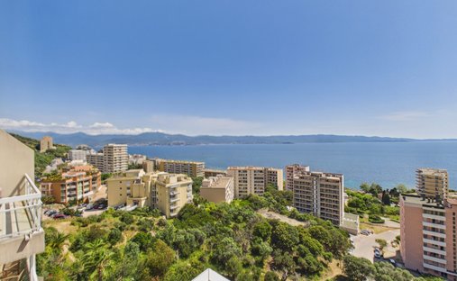 Apartamento en Ayacio, Córcega, Francia 1