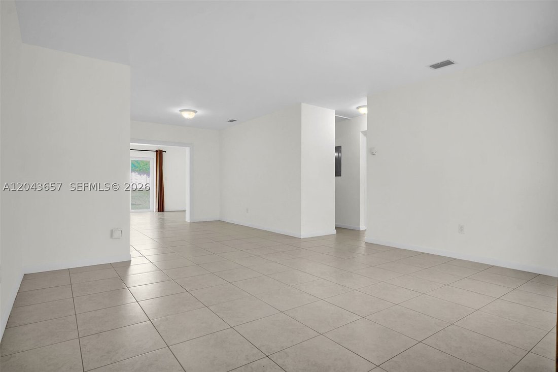 House in Miami Lakes, Florida, United States 4 - 18366140
