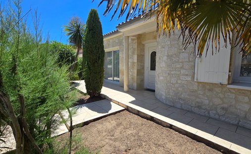 House in Les Mathes, Nouvelle-Aquitaine, France 1