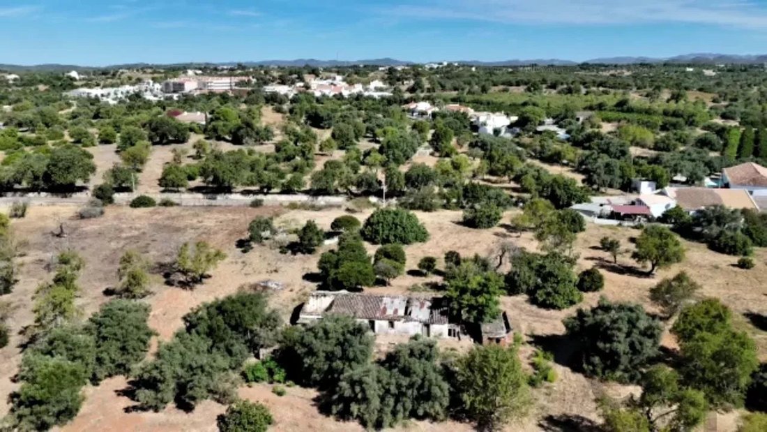 Land in Luz de Tavira e Santo Estevao, Algarve, Portugal 4 - 18364279
