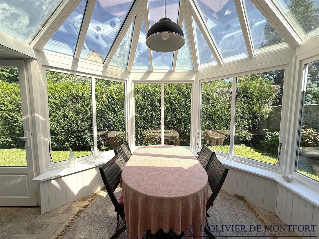 House in Montfort-l'Amaury, Ile-de-France, France 4 - 18363345
