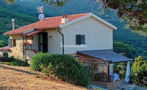 House in Porto Azzurro, Tuscany, Italy 1