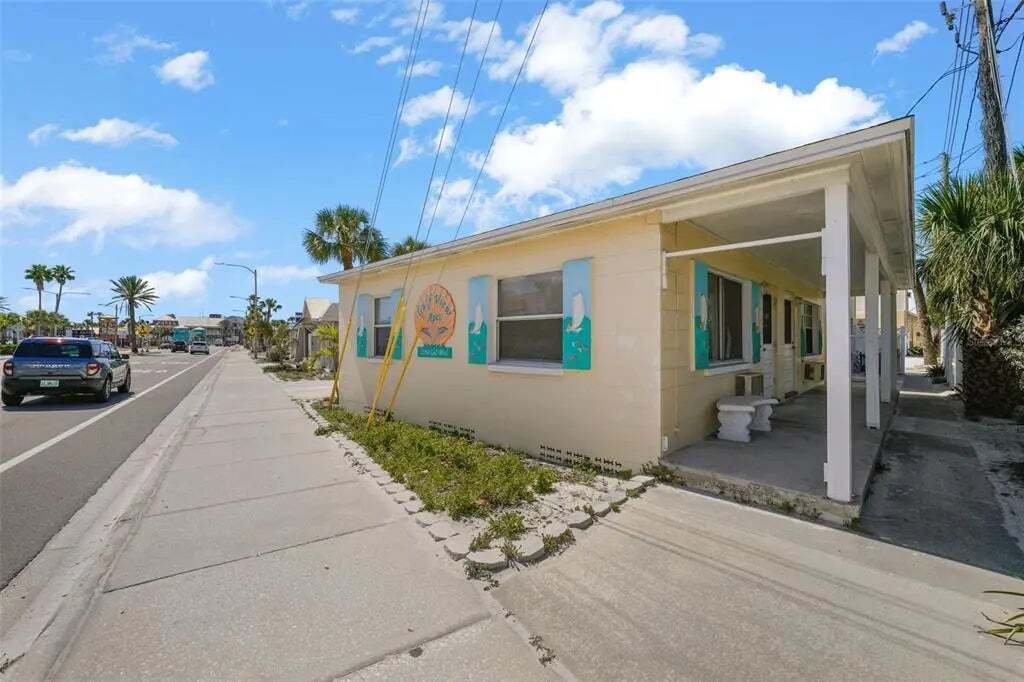 Land in Madeira Beach, Florida, United States 2 - 18369533