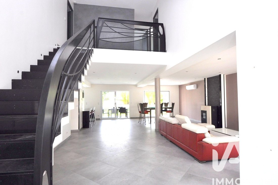 House in Bruyeres-le-Chatel, Ile-de-France, France 2 - 18100166