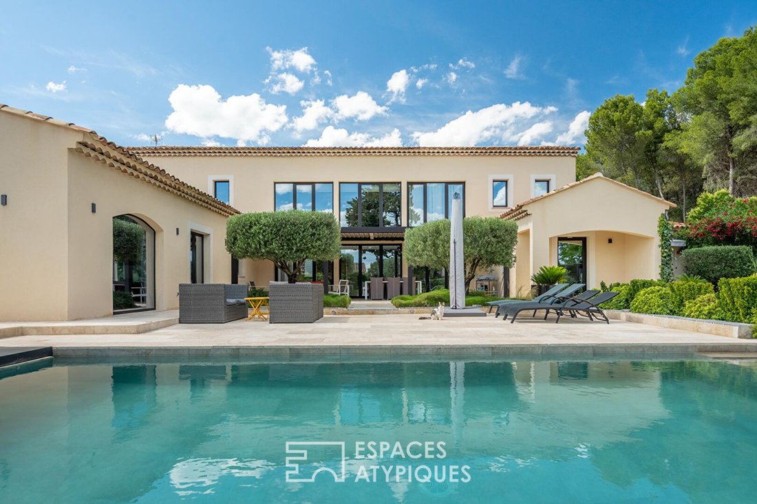 Villa in Paradou, Provence-Alpes-Côte d'Azur, France 1 - 18367401