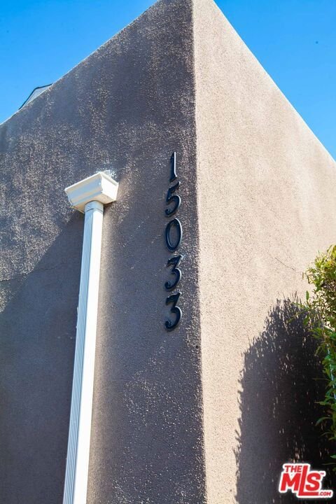 House in Los Angeles, California, United States 3 - 18362017