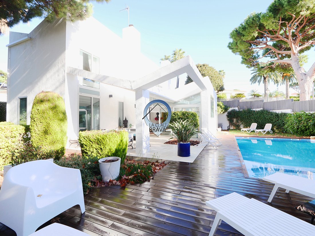 Villa in s'Agaro, Platja d'Aro, Catalonia 1 - 18362903