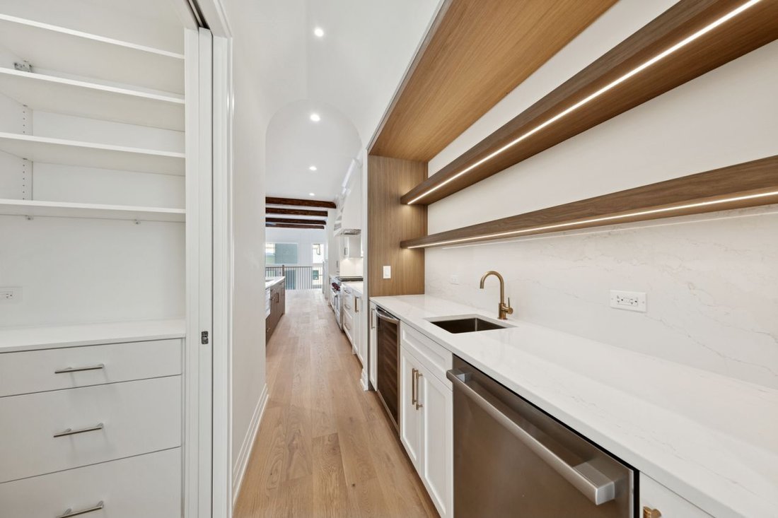 House in Chicago, Illinois, United States 4 - 18369572