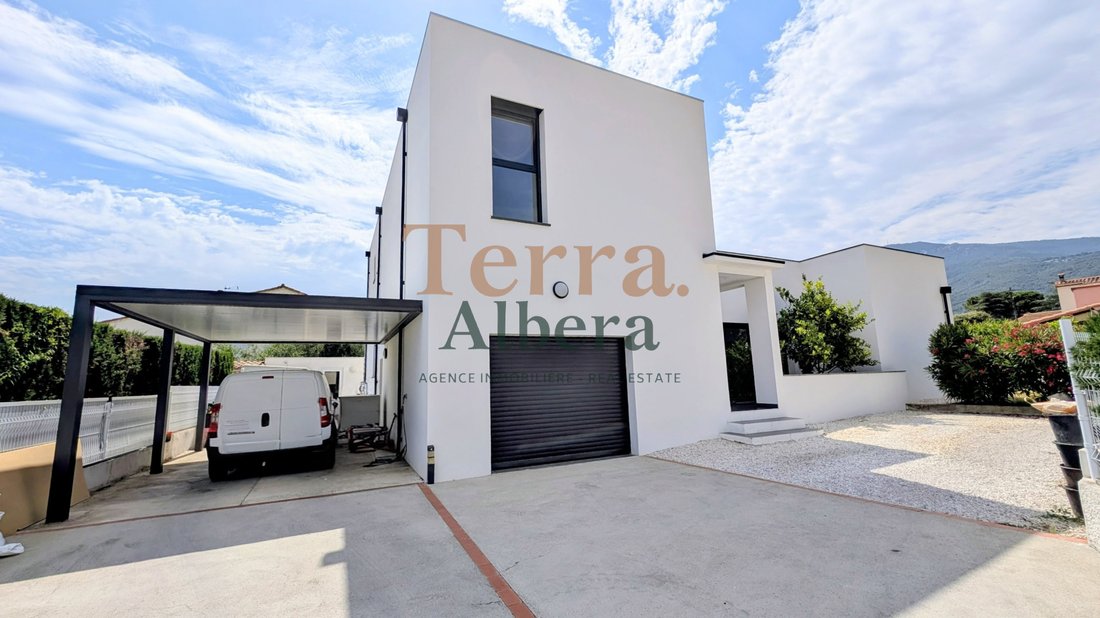 House in Laroque-des-Albères, Occitania, France 4 - 18366828