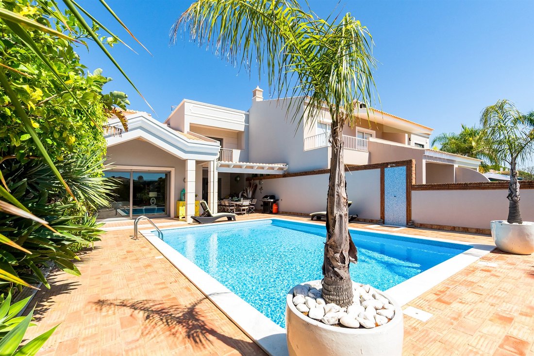 House in Loule (Sao Clemente), Algarve, Portugal 2 - 18245854