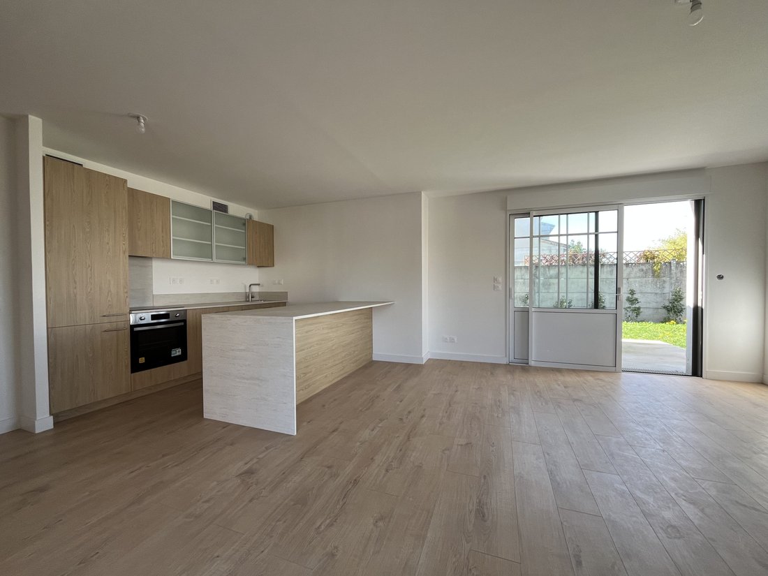 Casa en Villenave-d'Ornon, Nueva Aquitania, Francia 4 - 18366138