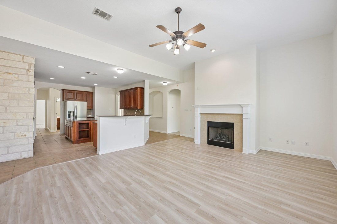 House in Austin, Texas, United States 2 - 18366159