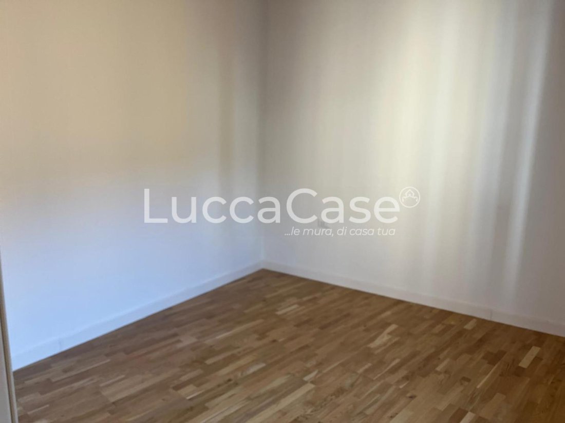 Apartment in Historic Center, Lucca, Tuscany 4 - 18361946