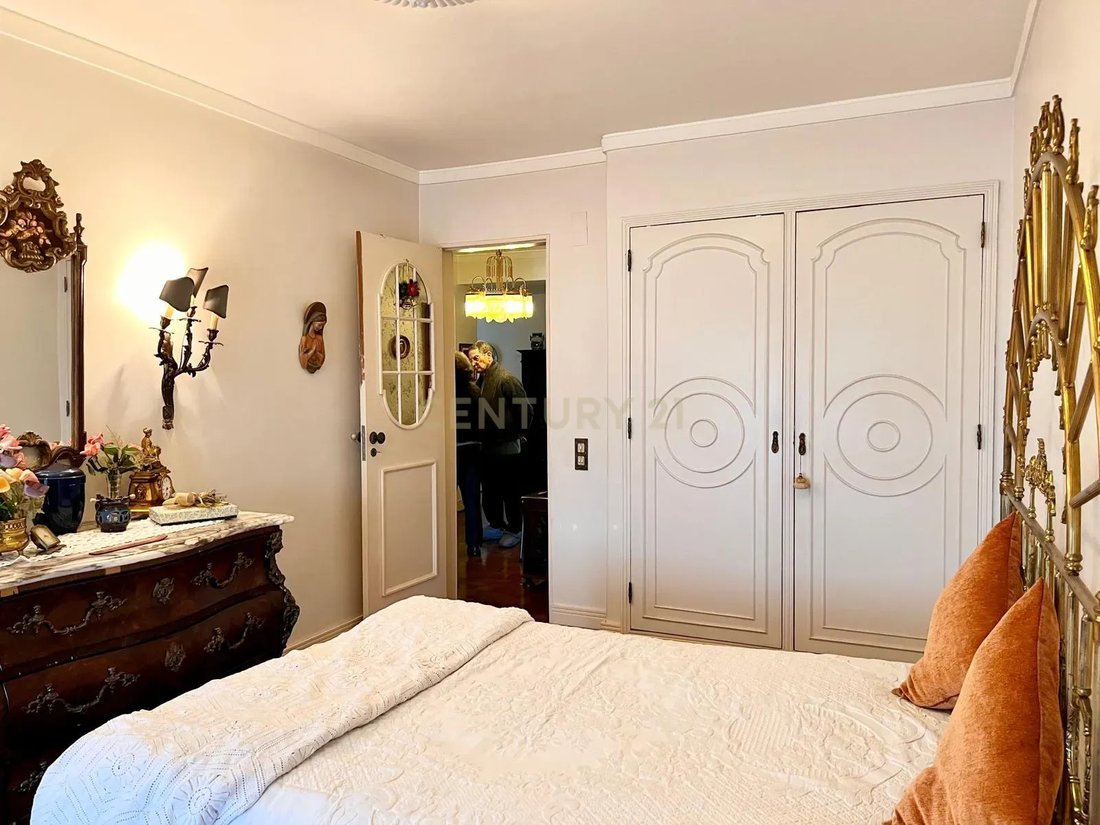 Apartment in Almada, Cova da Piedade, Pragal e Cacilhas, Setubal, Portugal 1 - 17668728