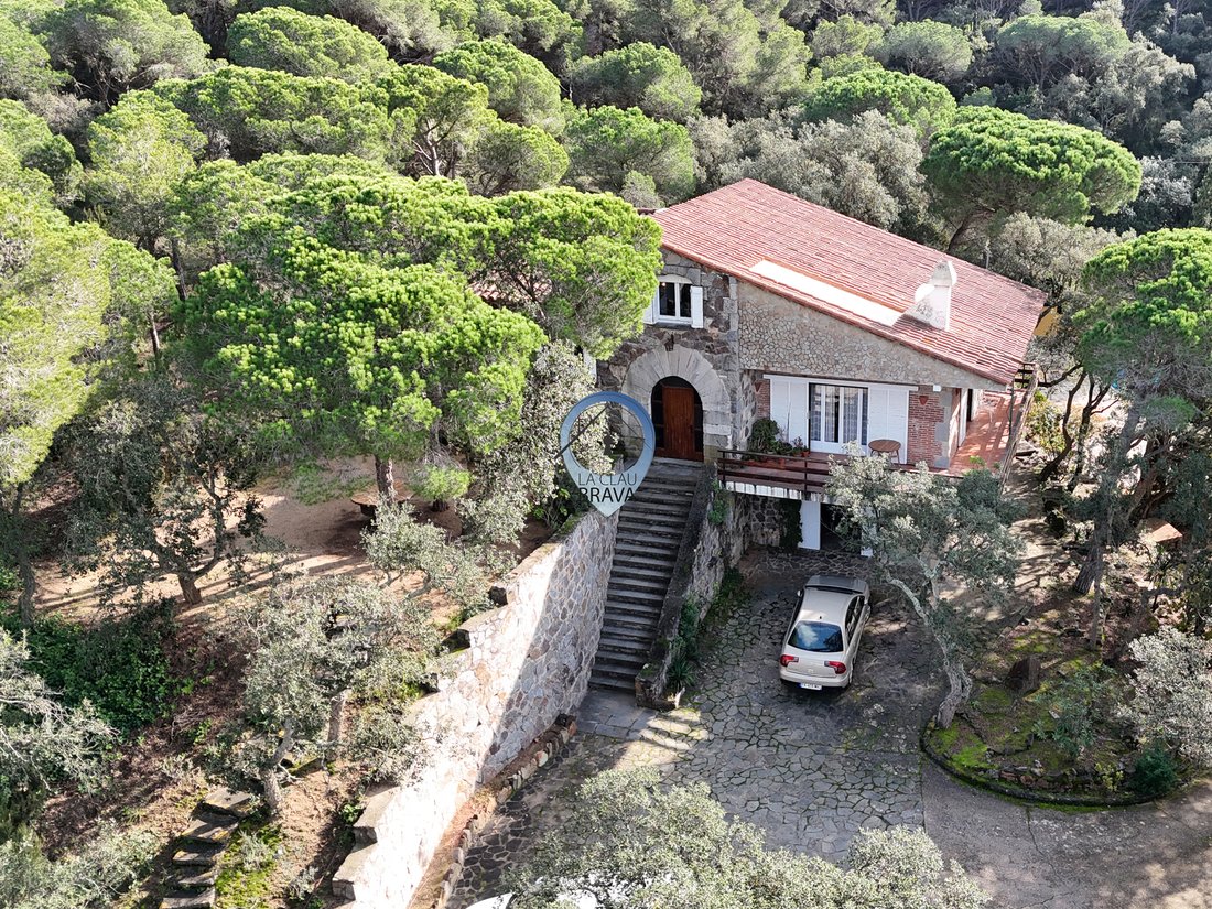 Finca in Platja d'Aro, Catalonia, Spain 2 - 18362752