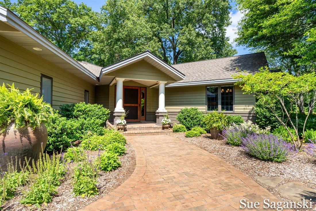 House in Holland, Michigan, United States 2 - 18366463