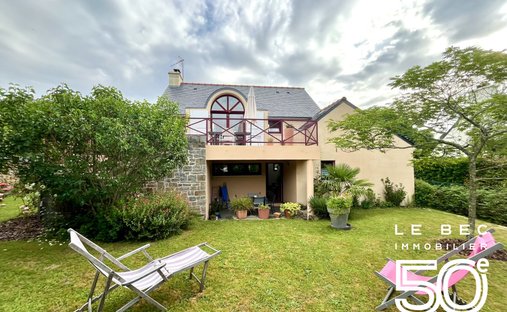 House in Poulfranc et Marais, Sene, France 1