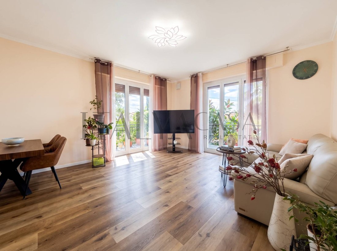 Apartment in San Martino, Sanremo, Liguria 4 - 18369475