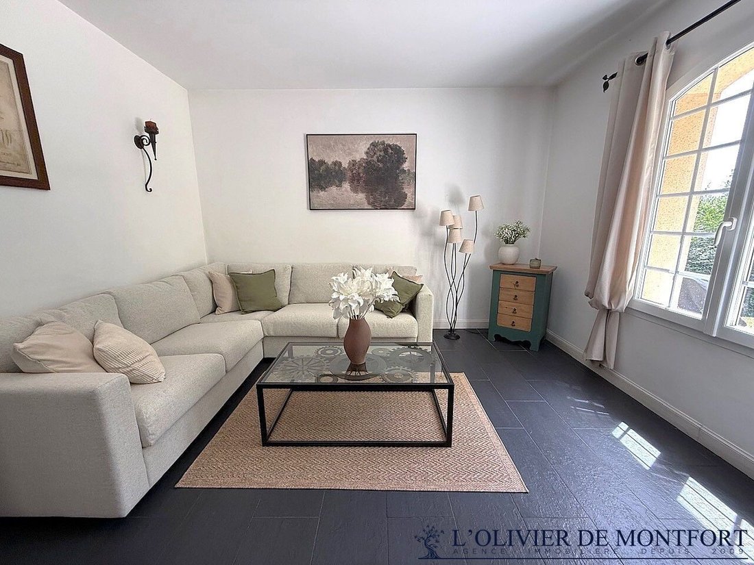 House in Montfort-l'Amaury, Ile-de-France, France 5 - 18363447